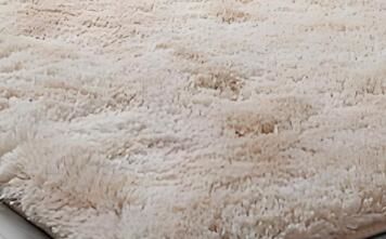 在使用地毯的時(shí)候，應(yīng)注意什么呢？