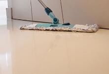 在辦公室進(jìn)行保潔的時(shí)候，要注意哪些方面呢？